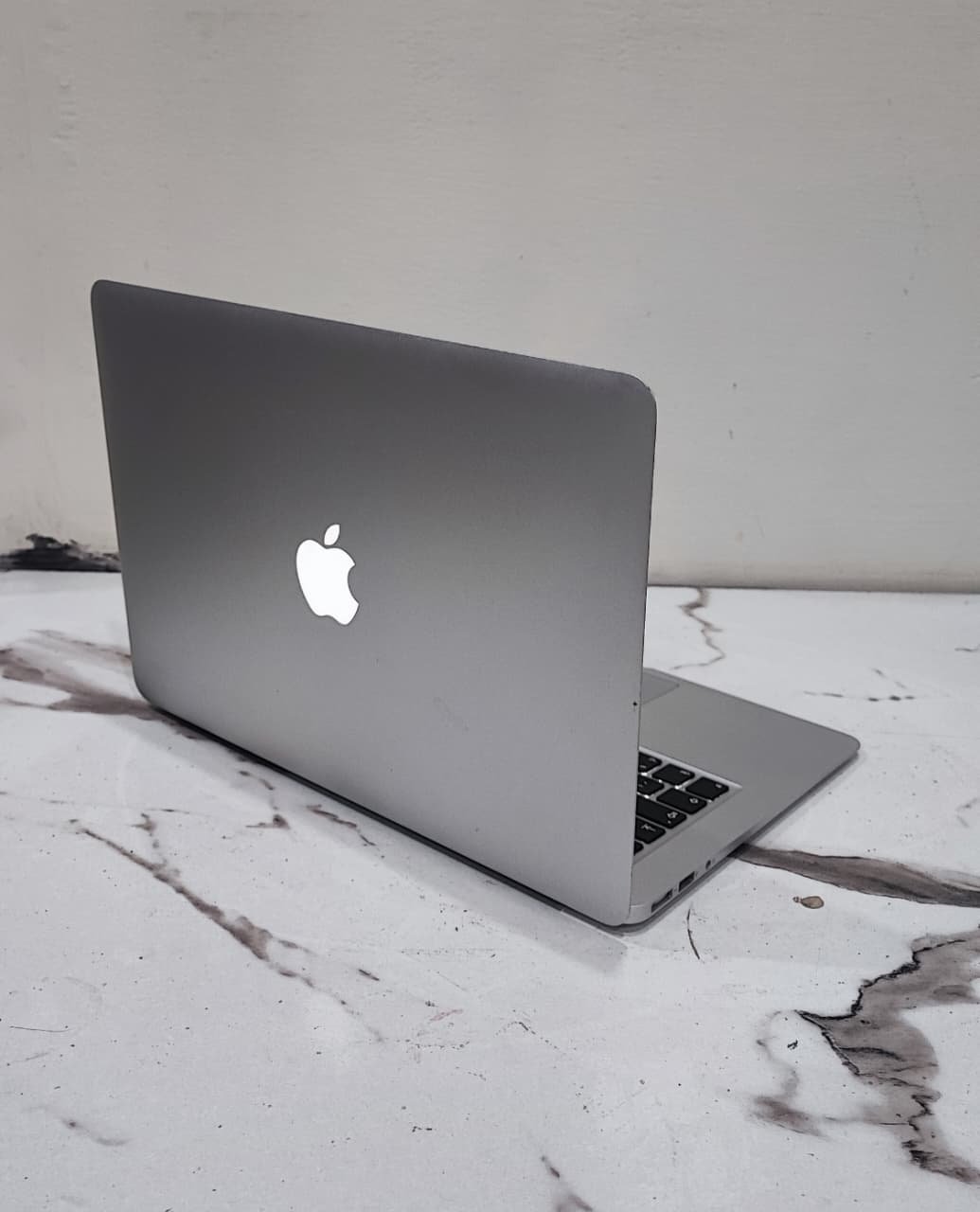 Apple MacBook Air A1466 – Slim, Premium & Reliable - Image 2