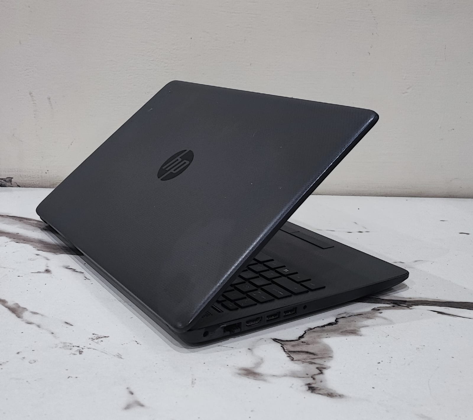 HP 255 G7 Laptop – Powerful Performance with Dedicated Graphics - Image 4