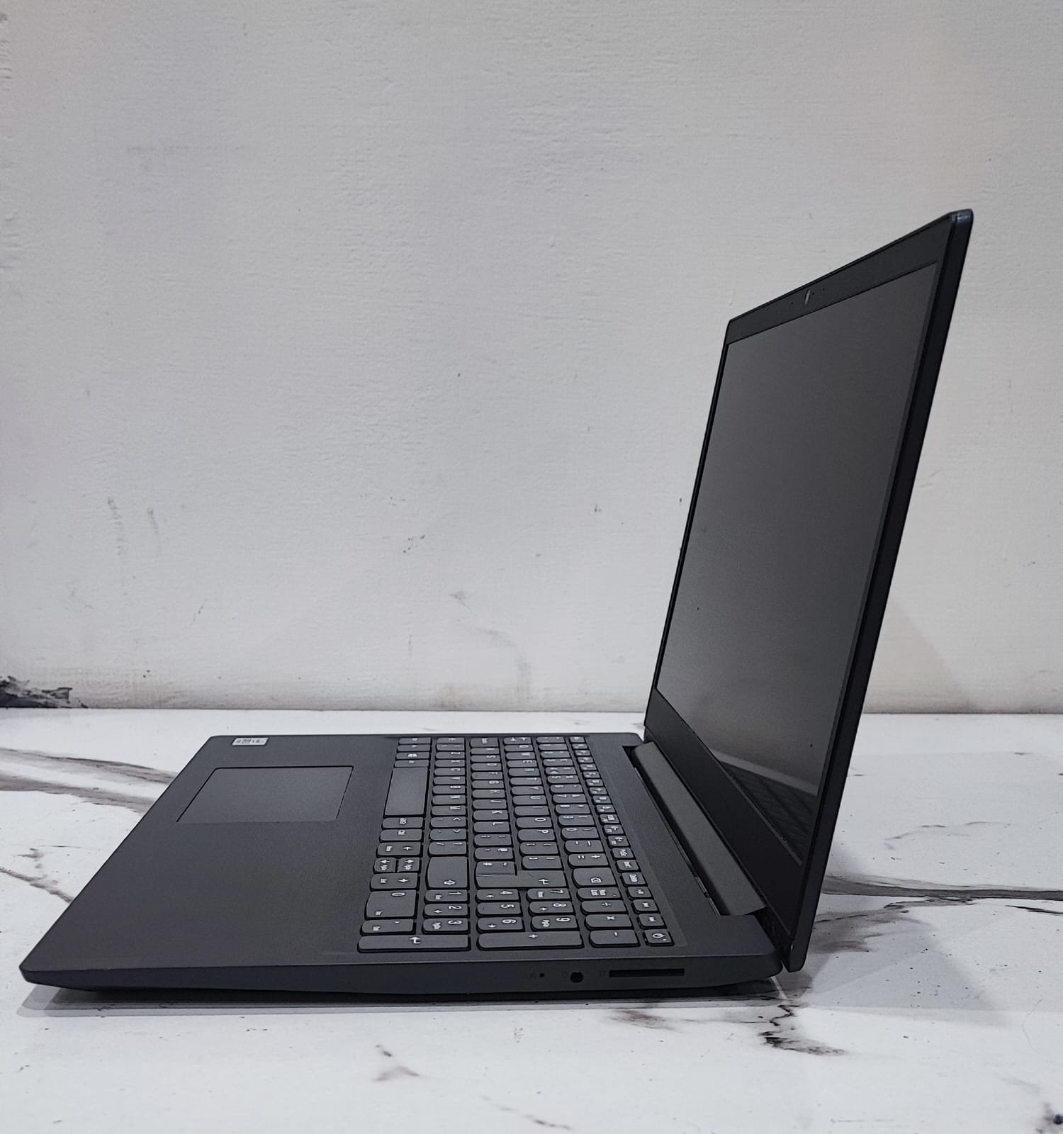 Lenovo V15 Laptop – High Performance & Modern Borderless Design - Image 4